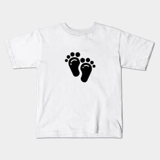 Footprint of a child Kids T-Shirt